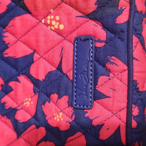 Make an offer. Vera Bradley Art Poppies Shoulder bag - Picture 11 of 12